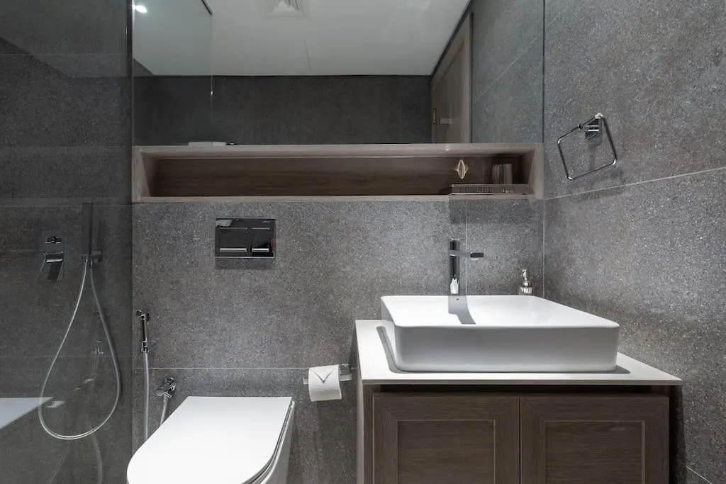 Apartment Waves - Luxurious Comfort With City Views In Oxford 212 Dubai