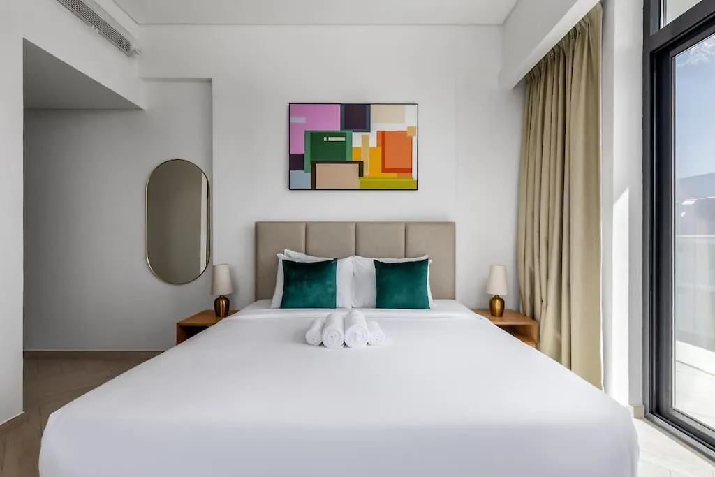 Apartment Waves - Luxurious Comfort With City Views In Oxford 212 Dubai